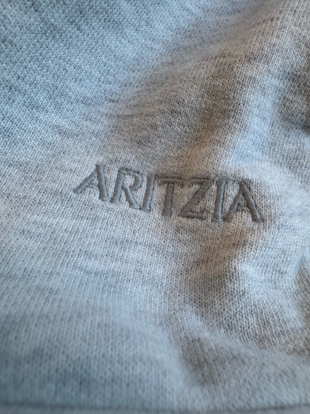 Aritzia Woman’s Cozy Fleece Mega Cargo Jogger - Picture 9 of 14